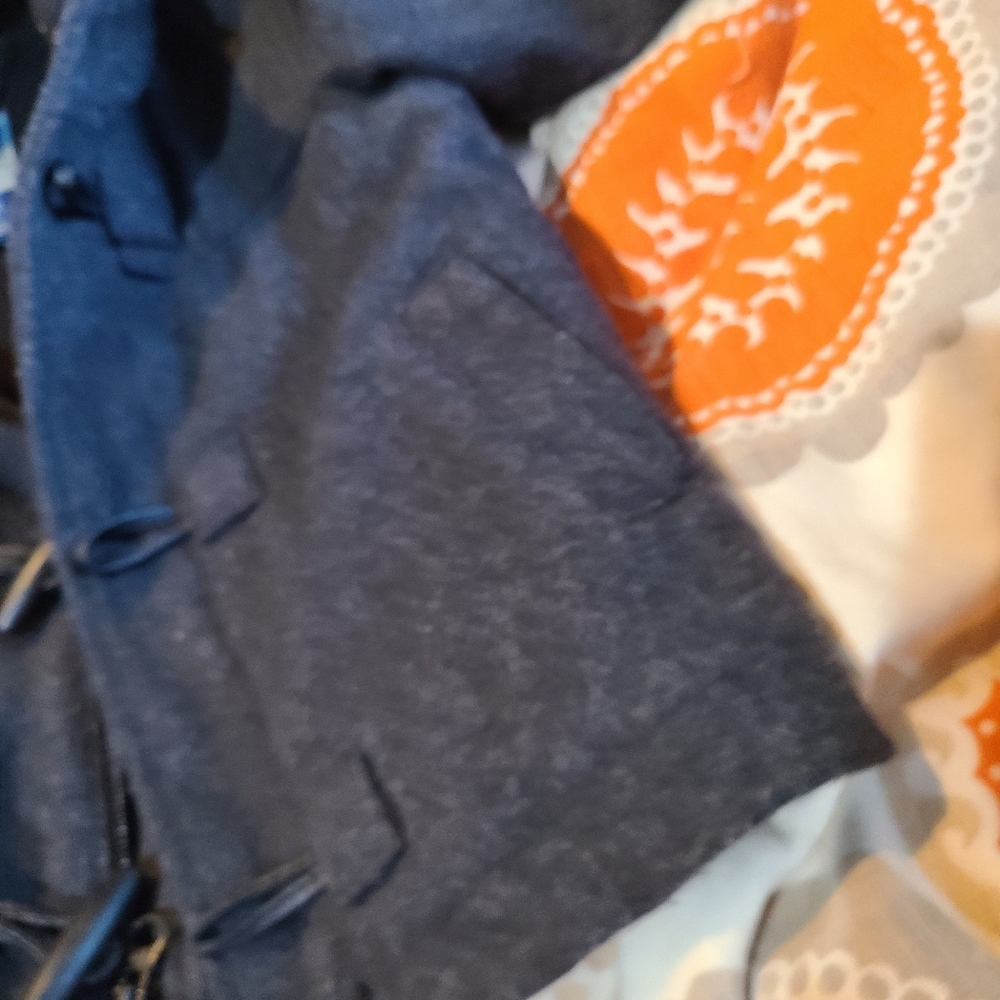 Coat - Picture 5 of 5